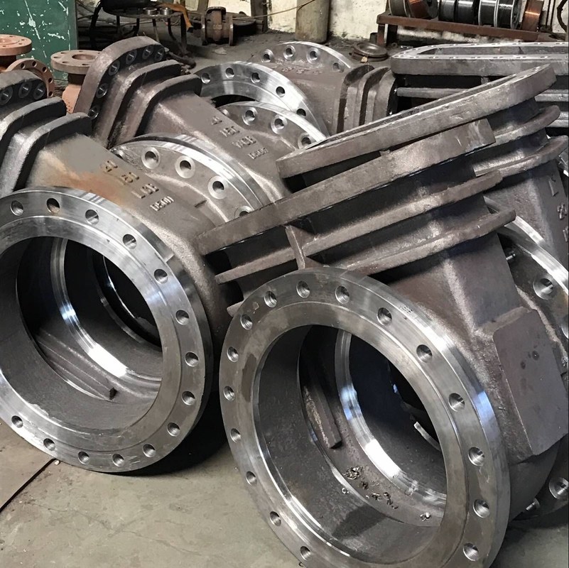 ANSI GATE VALVE BARE STEM WCB MATERIAL 900LB SEAT STL RTJ FLANGE