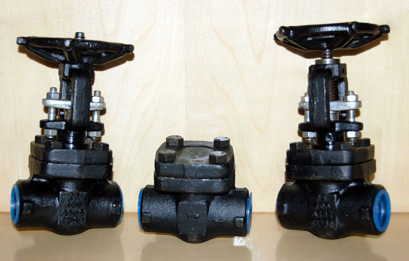 Forged Steel Globe Valve Carbon Steel / Stainless Steel , Flexible Wedge Bolted Bonnet